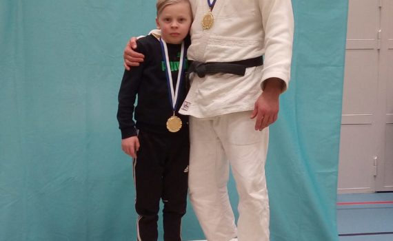 Ukilaisjudokat Milo ja Marko Hiltunen voittivat sarjansa Vantaalla.