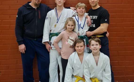 Ukilaisjudokat kävivät testaamassa harjoittelun tulosta Tampereella.