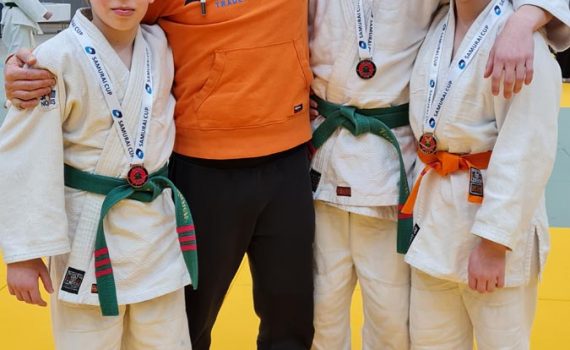 Milo, Marko, Veeti ja Ella osallistuivat Samurai Cup 1 -kilpailuun.