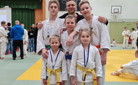 Ukilaisjudokat ottelivat viikonloppuna Porvoossa.